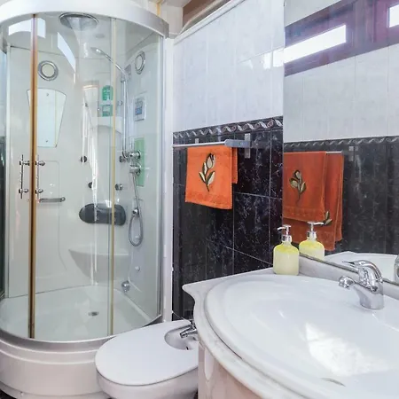 Lovely Miradouro Apartment *